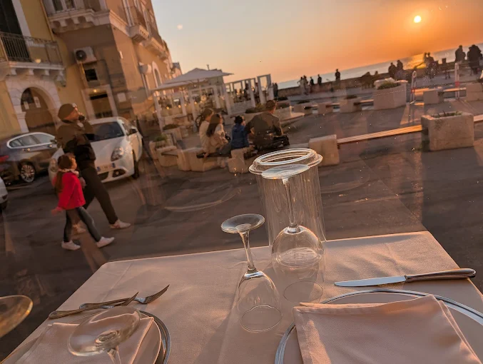 Tramonto sul mare a Gallipoli